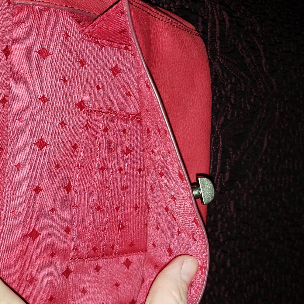 Fossil Handbag - Picture 2 of 8